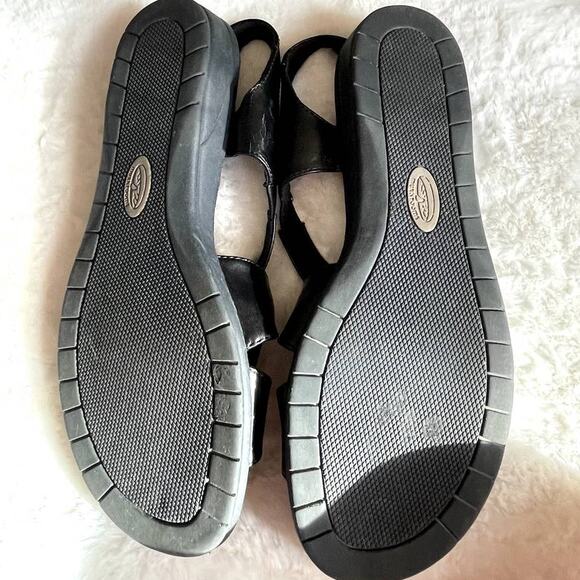 Mushrooms Sandals Black Size 8.5 Hook N Loop strap open toe memory foam - Picture 3 of 7